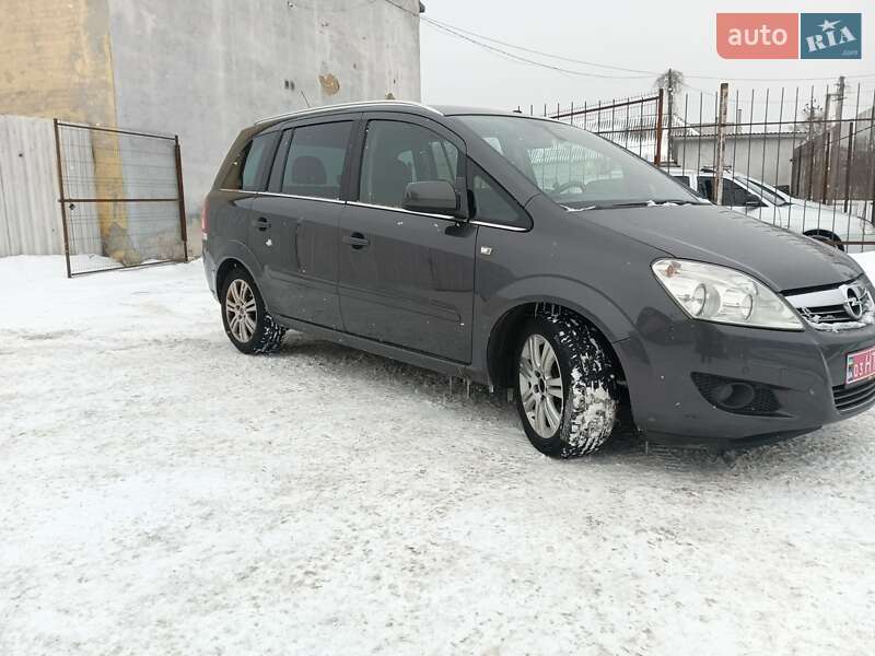 Opel Zafira 2010