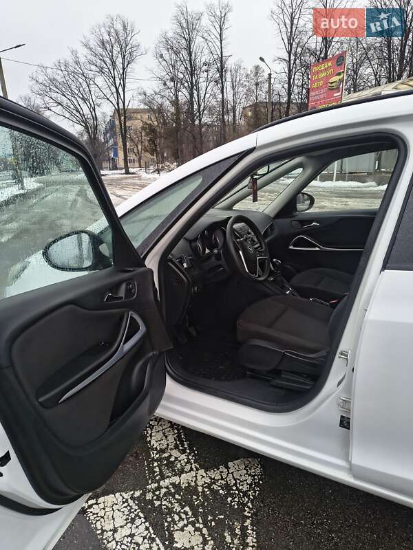 Минивэн Opel Zafira 2014 в Харькове