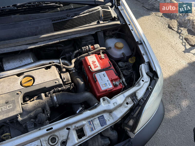 Минивэн Opel Zafira 2004 в Черновцах фото 45 Минивэн Opel Zafira 2004 в Черновцах