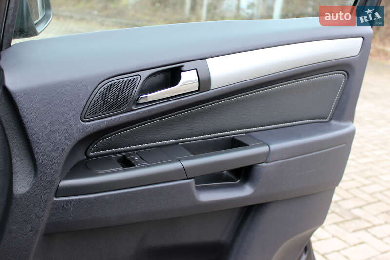 Минивэн Opel Zafira 2011 в Самборе фото 59 Минивэн Opel Zafira 2011 в Самборе