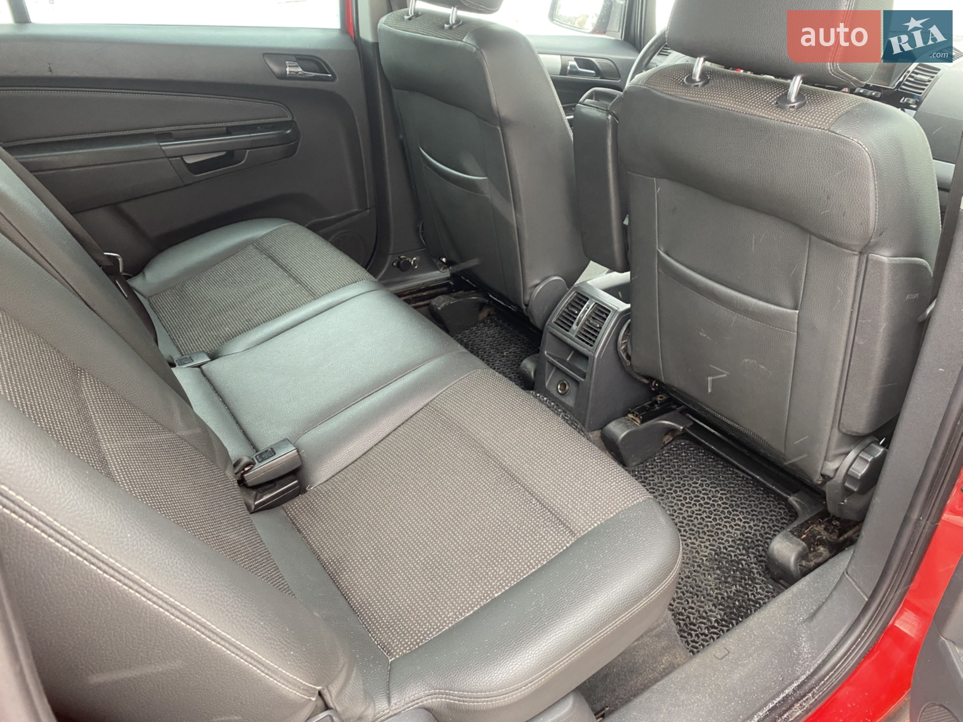 2010 Opel Zafira - мініатюра 19