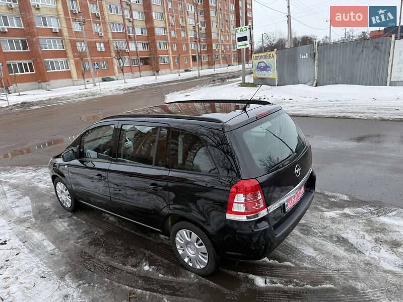 Opel Zafira 2010 Opel Zafira 2010