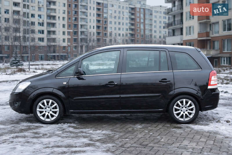 Минивэн Opel Zafira 2011 в Самборе фото 4 Минивэн Opel Zafira 2011 в Самборе