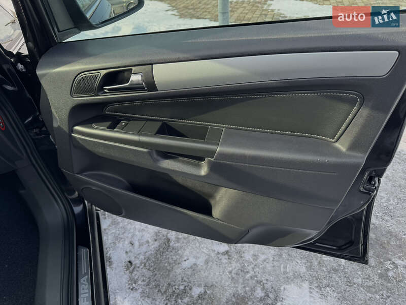 Минивэн Opel Zafira 2009 в Ивано-Франковске фото 24 Минивэн Opel Zafira 2009 в Ивано-Франковске