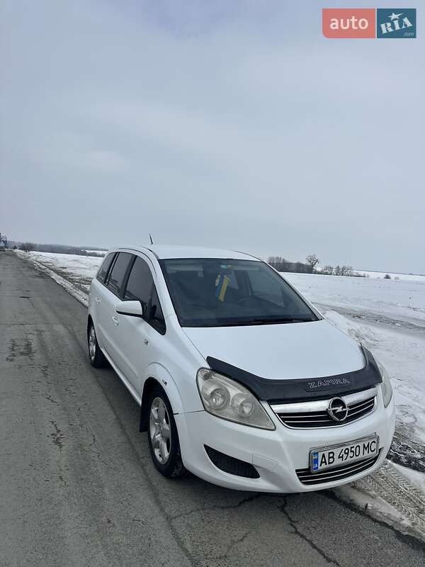 Минивэн Opel Zafira 2008 в Немирове фото 2 Минивэн Opel Zafira 2008 в Немирове