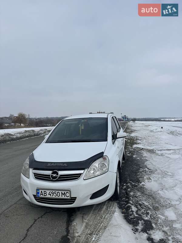 Минивэн Opel Zafira 2008 в Немирове фото Минивэн Opel Zafira 2008 в Немирове