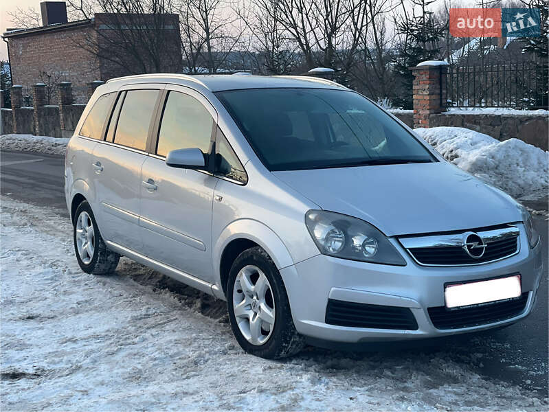 Минивэн Opel Zafira 2008 в Луцке фото 2 Минивэн Opel Zafira 2008 в Луцке
