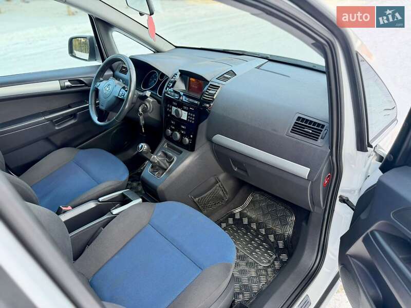Минивэн Opel Zafira 2011 в Тернополе фото 21 Минивэн Opel Zafira 2011 в Тернополе
