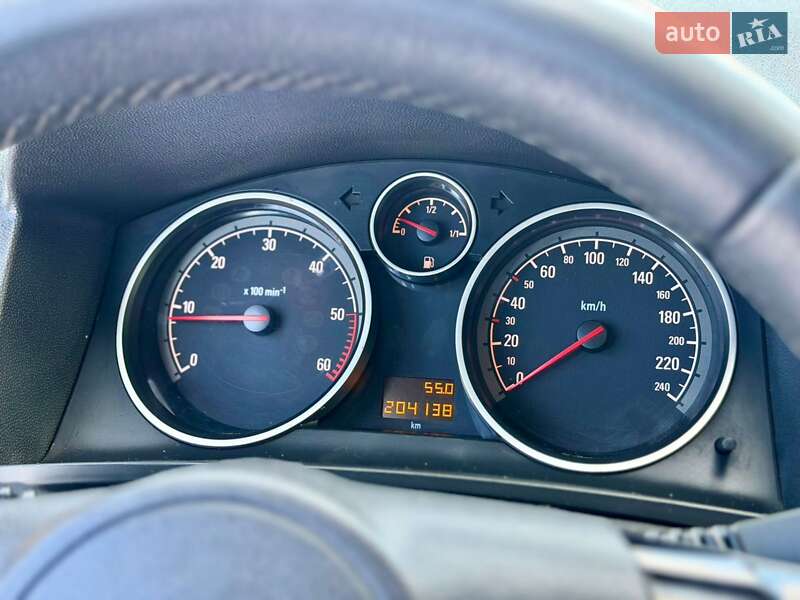 Минивэн Opel Zafira 2011 в Тернополе фото 36 Минивэн Opel Zafira 2011 в Тернополе