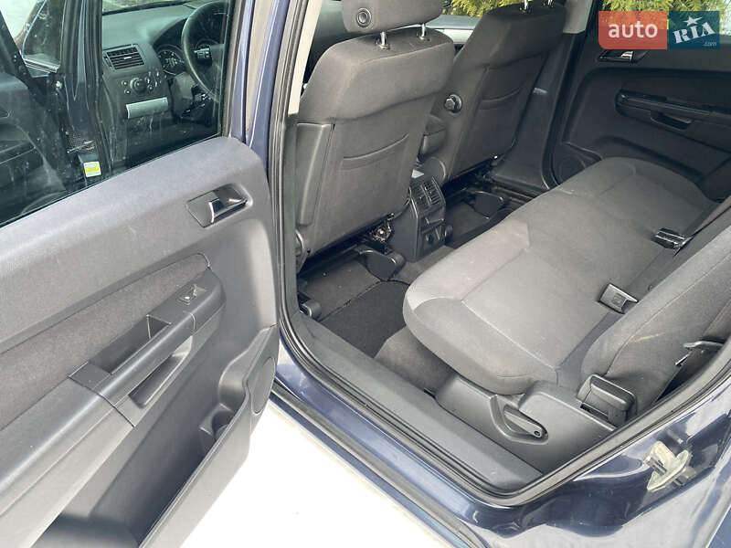 Минивэн Opel Zafira 2011 в Снятине