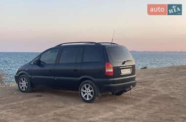 Минивэн Opel Zafira 2003 в Одессе