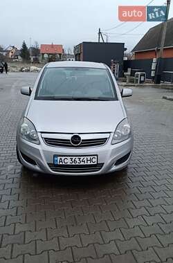 Минивэн Opel Zafira 2010 в Луцке