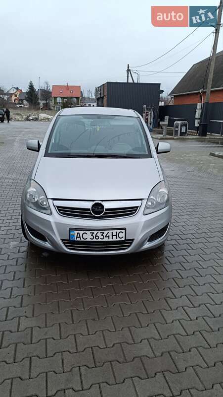 Opel Zafira 2010
