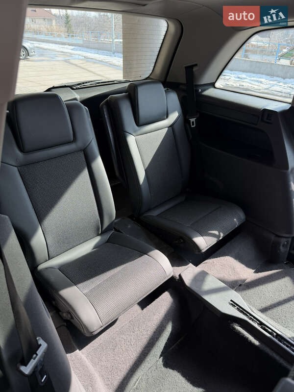 Минивэн Opel Zafira 2008 в Киеве