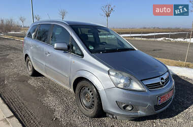 Мінівен Opel Zafira 2011 в Луцьку