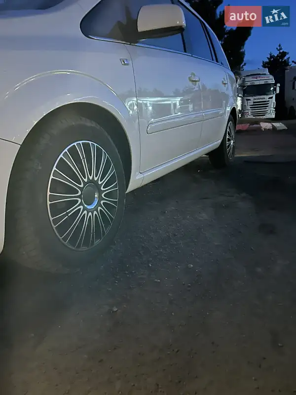 Opel Zafira 2010 VIN W0L0AHM75B2048688 фото оголошення 48 з 113