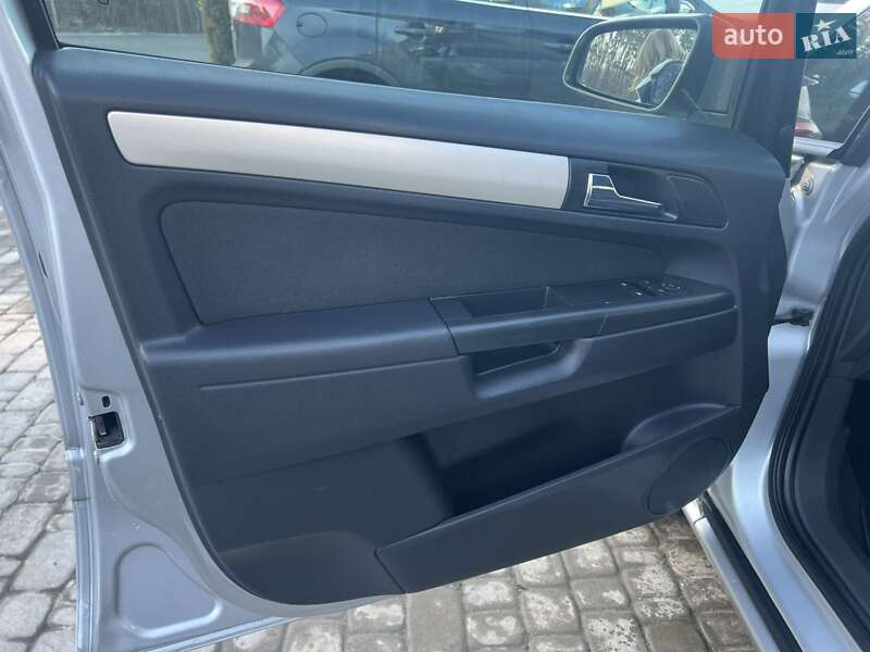 Минивэн Opel Zafira 2008 в Бучаче фото 10 Минивэн Opel Zafira 2008 в Бучаче