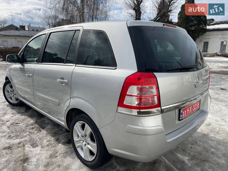 Мінівен Opel Zafira 2010 в Білій Церкві