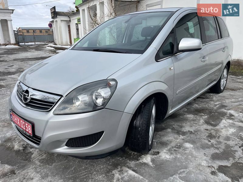 Мінівен Opel Zafira 2010 в Білій Церкві