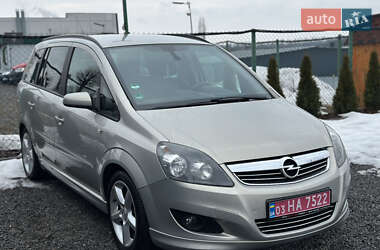 Минивэн Opel Zafira 2008 в Виннице