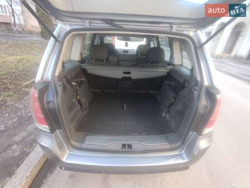 Минивэн Opel Zafira 2007 в Дрогобыче фото 13 Минивэн Opel Zafira 2007 в Дрогобыче