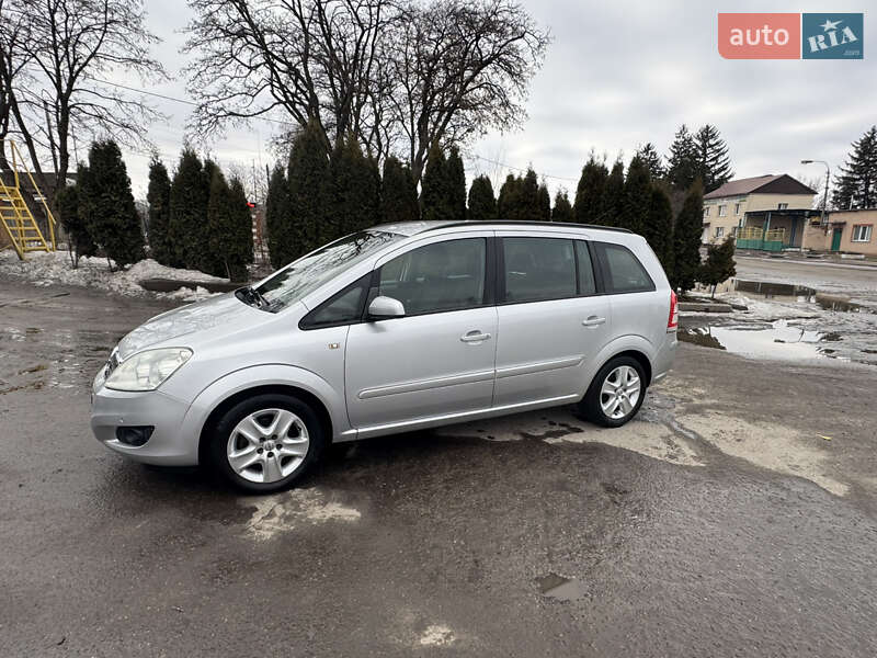Минивэн Opel Zafira 2008 в Белой Церкви