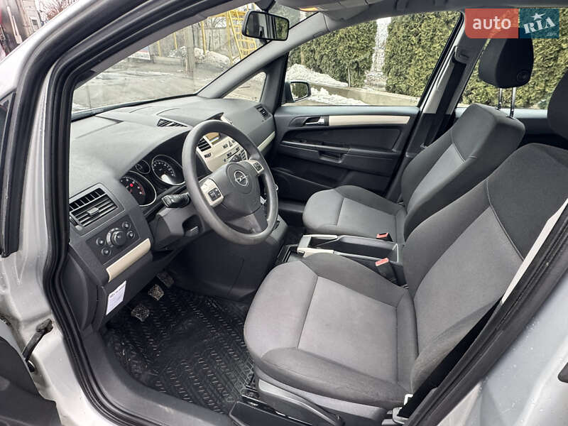 Минивэн Opel Zafira 2008 в Белой Церкви