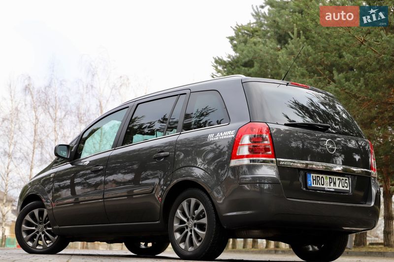Минивэн Opel Zafira 2011 в Дрогобыче фото 48 Минивэн Opel Zafira 2011 в Дрогобыче