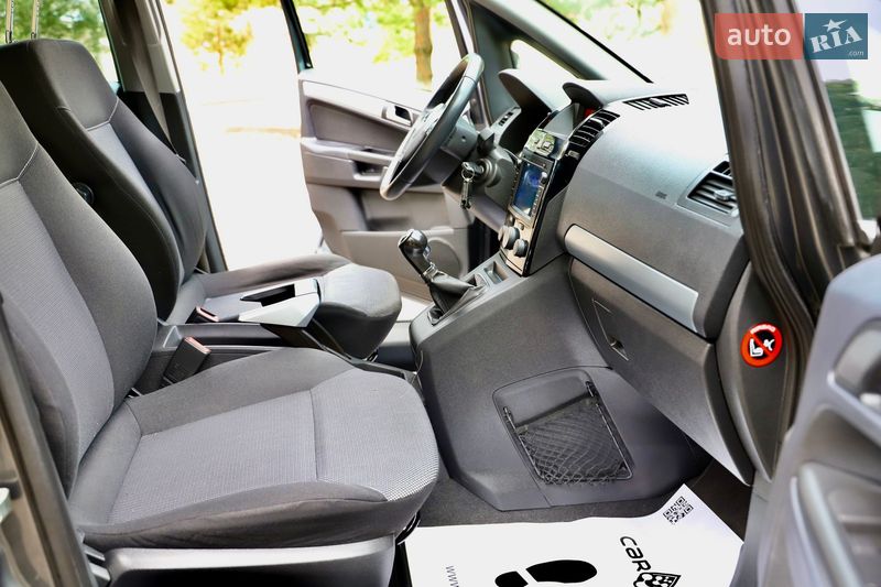 Минивэн Opel Zafira 2011 в Дрогобыче фото 69 Минивэн Opel Zafira 2011 в Дрогобыче