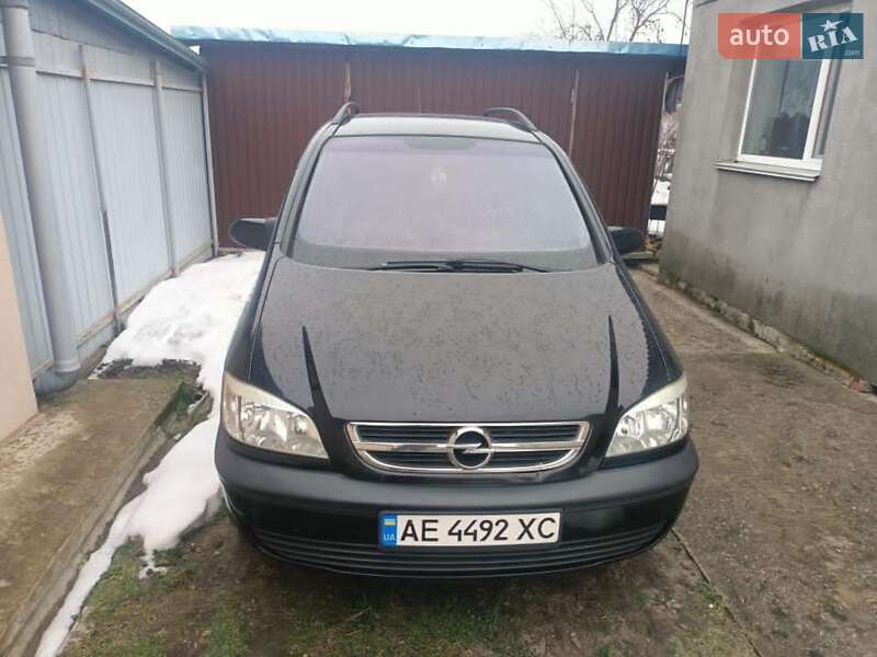 Opel Zafira 2004
