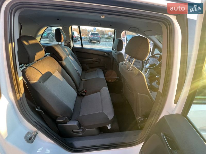 Минивэн Opel Zafira 2012 в Жмеринке