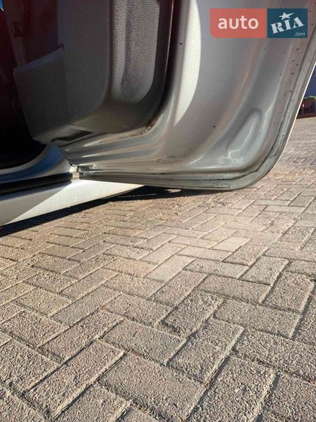 Минивэн Opel Zafira 2008 в Ровно