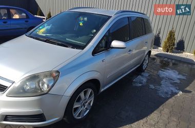 Минивэн Opel Zafira 2005 в Фастове
