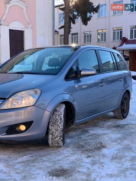 Минивэн Opel Zafira 2009 в Кременце