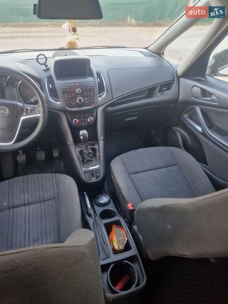 Микровэн Opel Zafira 2014 в Тячеве фото 15 Микровэн Opel Zafira 2014 в Тячеве
