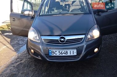 Минивэн Opel Zafira 2012 в Ходорове