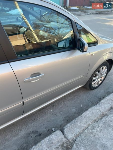 Минивэн Opel Zafira 2009 в Звягеле