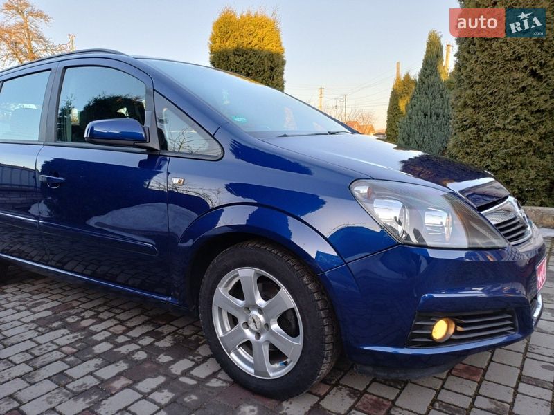 Минивэн Opel Zafira 2008 в Умани