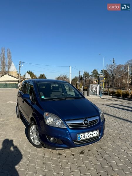 Мінівен Opel Zafira 2011 в Ямполі