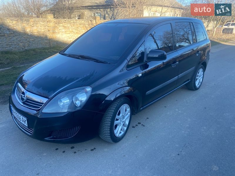 Opel Zafira 2010