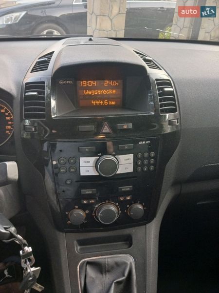 Минивэн Opel Zafira 2010 в Яремче фото 5 Минивэн Opel Zafira 2010 в Яремче