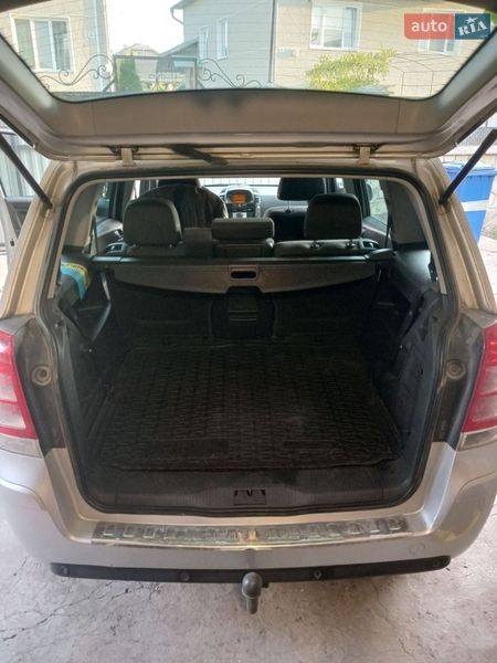 Минивэн Opel Zafira 2010 в Яремче фото 3 Минивэн Opel Zafira 2010 в Яремче