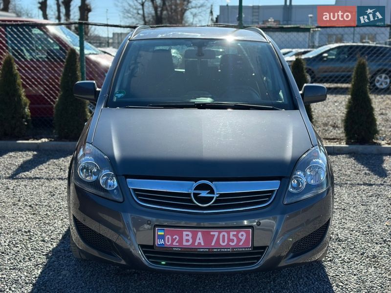 Мінівен Opel Zafira 2012 в Вінниці