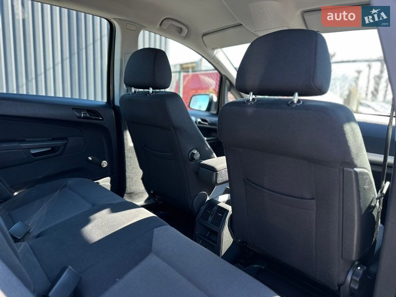 Мінівен Opel Zafira 2012 в Вінниці