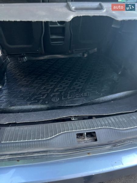 Минивэн Opel Zafira 2006 в Киеве