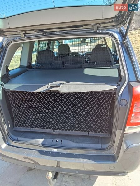 Мінівен Opel Zafira 2012 в Львові