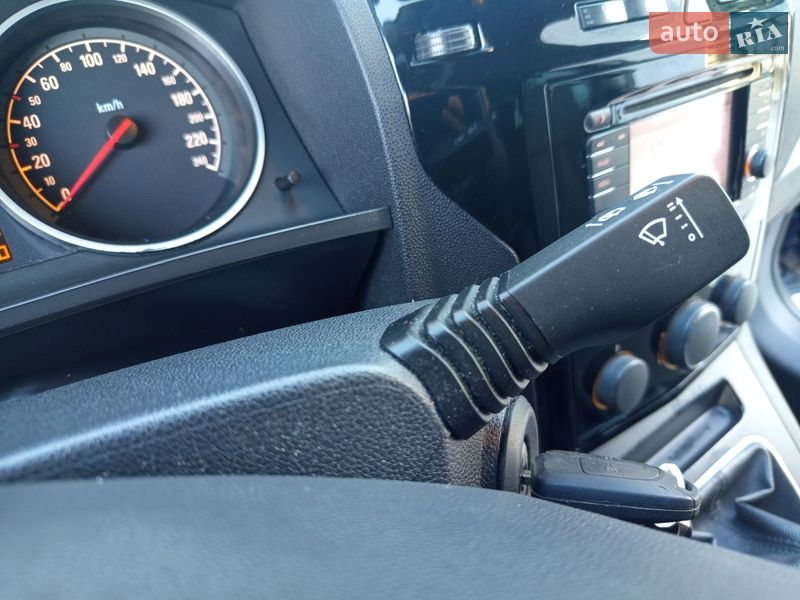 Минивэн Opel Zafira 2012 в Ровно