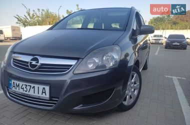Минивэн Opel Zafira 2010 в Житомире