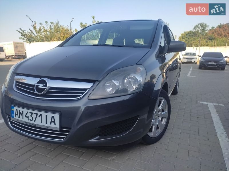 Opel Zafira 2010