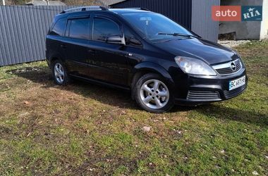 Минивэн Opel Zafira 2006 в Тлумаче
